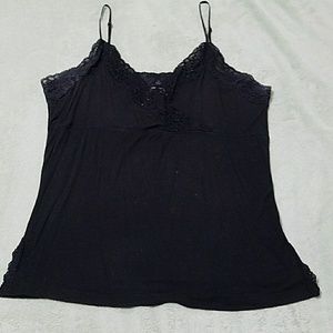 Black top in juniors Size XL (15)